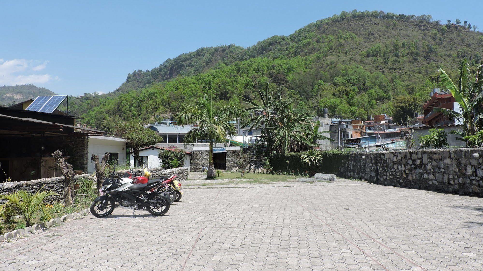 Gantavya Resort Pokhara Exterior foto